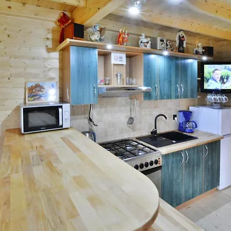 Dom wakacyjny Wooden House By Ostrowieckie With Kosierzewo