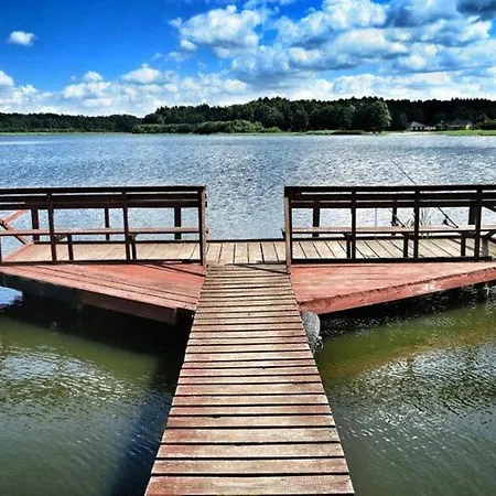 Wooden House By Ostrowieckie With Prázdninový dům *