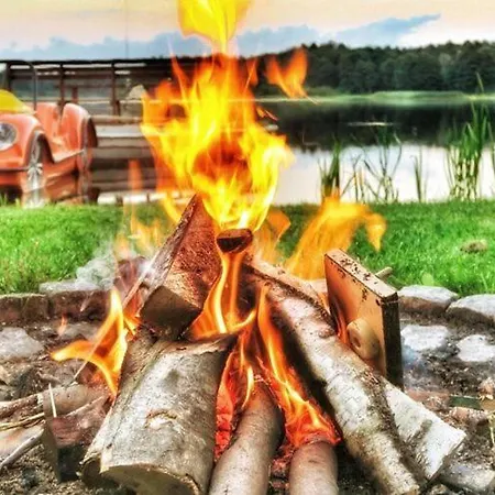 Holiday home By The Lake, Ostrowiec Slawienski *