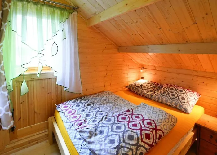 Wooden House By Ostrowieckie With Σπίτι διακοπών