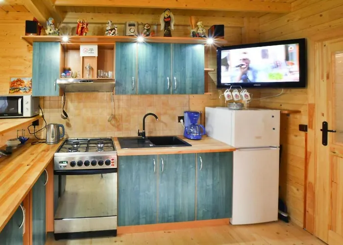 Wooden House By Ostrowieckie With Kosierzewo